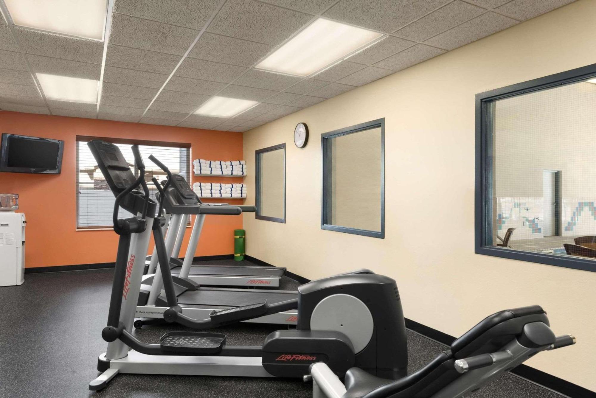 Country Inn & Suites By Radisson, Duluth North, Mn Екстериор снимка